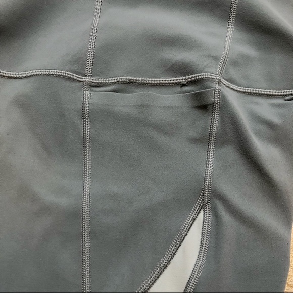 Athleta Salutation Stash Pocket 7/8 Tight Leggings Sage Green - Picture 7 of 13